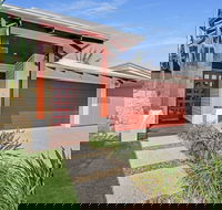 Adelong - Travel Search