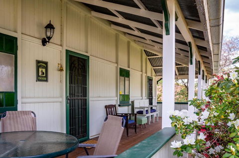 Dillons Cottage - Travel Search 5