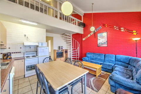 Snow Ski Apartments 14 - Travel Search 4