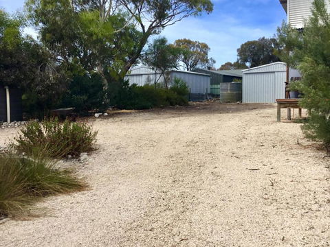 Samphire Beach House - Travel Search 1