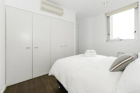 Canvas Suites On La Trobe - Tourism Guide 0