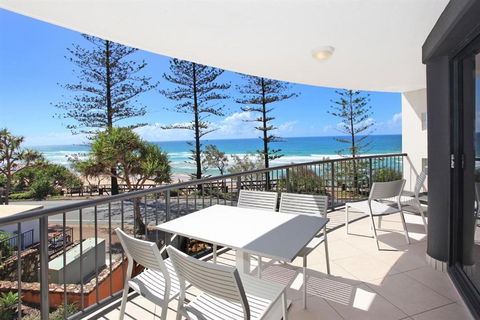 Unit 1 The Rocks 1746 David Low Coolum Beach 500 Bond - Travel Search 1