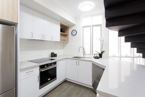 Stay Fresh Fremantle CBD - Travel Search 4