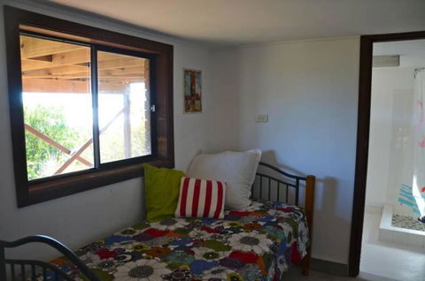 Barrels Beach House 28 Dulconghi Street - Tourism Guide 2