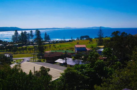 Barrels Beach House 28 Dulconghi Street - Tourism Guide 4