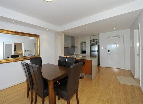 Mandurah Magic Penthouse. - Cruises Travel 6