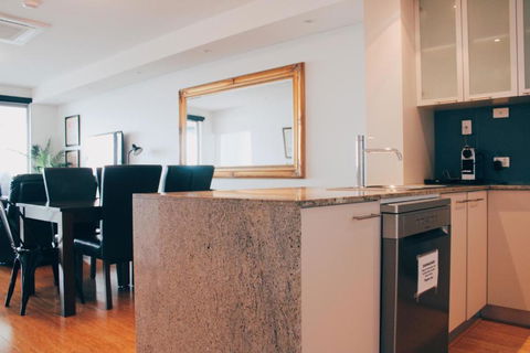 Mandurah Magic Penthouse. - Cruises Travel 2