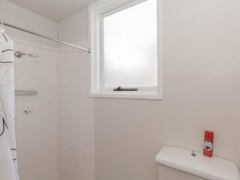 Randalls Place 5 Poley Cow Lane - Travel Agents 1