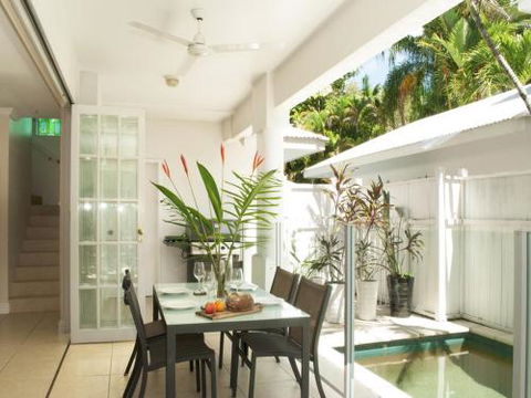 Port Douglas Paradise Beach Villa - Cruises Travel 5