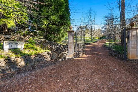 COOKS HOUSE - Tourism Guide 1