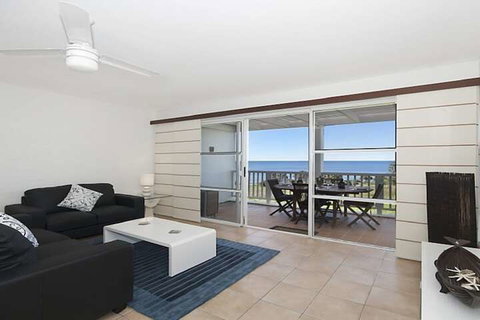 Quarterdeck 23 - Tourism Guide 1