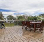 Castaways 36 Cromarty Road Beachfront house