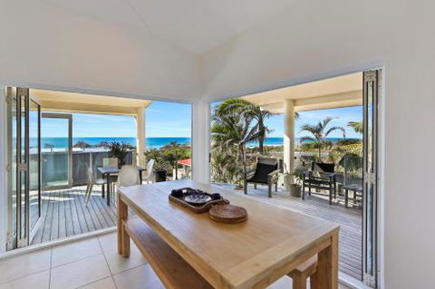 Pandanus Peregian Beach - Travel Search 3
