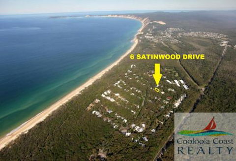 6 Satinwood Drive Rainbow Shores Stylish Beach House Free WiFi - Travel Search 3