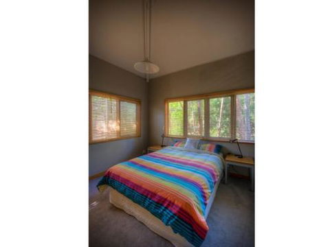 6 Satinwood Drive Rainbow Shores Stylish Beach House Free WiFi - Travel Search 6