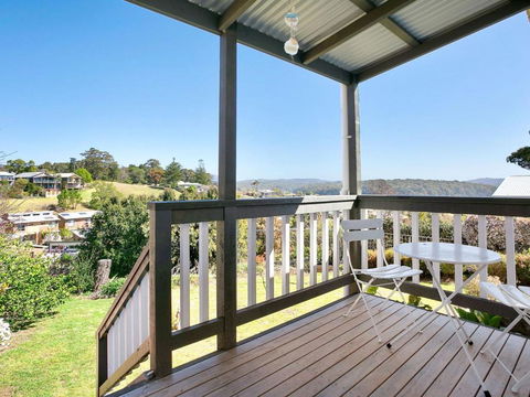Frangipani Cottage Narooma - Cruises Travel 1