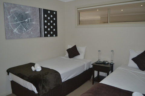 Cypress Waterview Spa Apartment 37B - Travel Agents 6