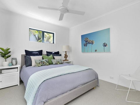 Sunny & Spacious Sunshine Beach - Travel Search 6