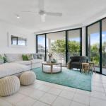 Sunny & Spacious Sunshine Beach - Travel Search 0