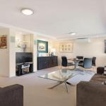 Garden Apartment At Forster Tower - Travel Search 0