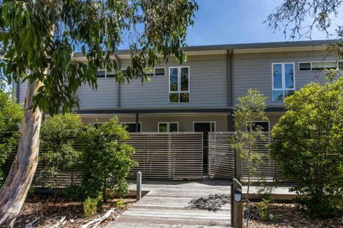 COASTAL SOUL VILLA At BROADBEACH - Tourism Guide 1