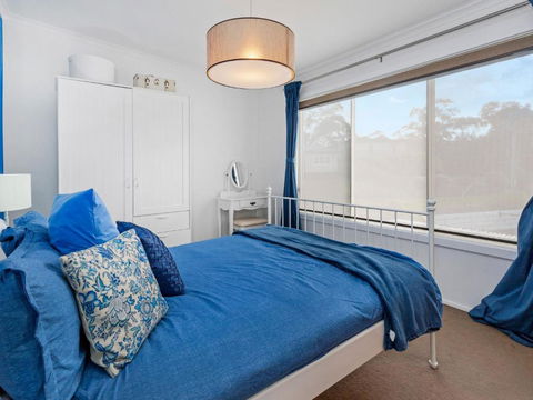 SANTORINI BEACH HOUSE SAFETY BEACH - Tourism Guide 6