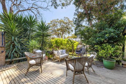 MARTHA COTTAGE Mt. MARTHA - Tourism Guide 5