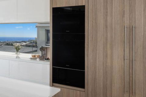 Sea La Vie #2 Luxury Apartment In Coffs Harbour Jetty With Pool Views & Walking Distance To The Beach! - Cruises Travel 3
