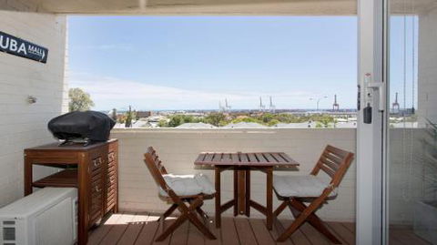 Vista Fremantle Apartment With A View - Travel Search 1