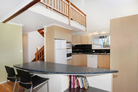10 Barra Crescent Coolum Beach 500 BOND WIFI Walking Distance To Beach - Travel Search 5