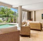 The Stanwell Beach Glass House beach  pool - Travel Agents
