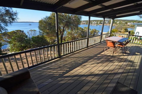 CDC 625 Beach House Incl.rear 2BR Studio - Travel Search 6