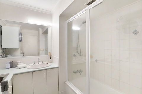 MAINSAIL8 - Mooloolaba Beach - Tourism Guide 6