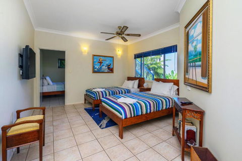 Cloud 9 Cliff Top Eagle Heights - Tourism Guide 6