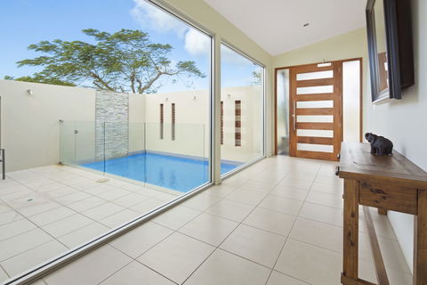 Whitsunday Views - Tourism Guide 0