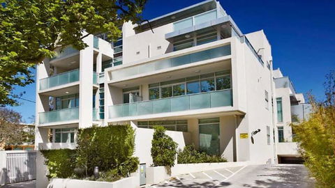 Apartment On Broadway - Travel Agents 6