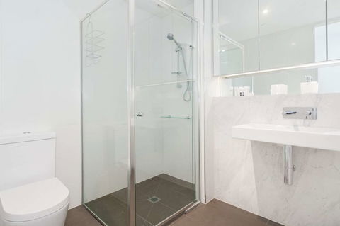 Apartment On Broadway - Travel Agents 4