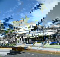 1 BDR / Apt / Foxtel / WiFi / Pool / parking / Spa / Urangan - Travel Search