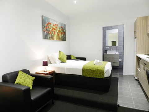 Copper City Motel - Cruises Travel 1