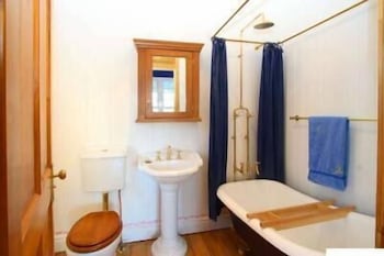 Minto Hostel - Tourism Guide 5