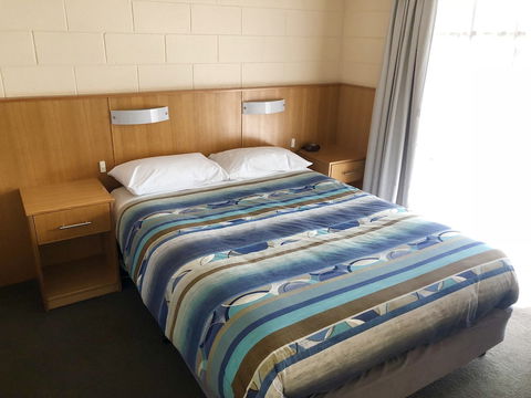 Sheffield Motor Inn - Travel Search 2
