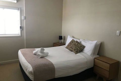 O'Shea's Royal Hotel - Travel Agents 4