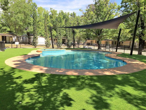 NRMA Bright Holiday Park - Tourism Guide 3