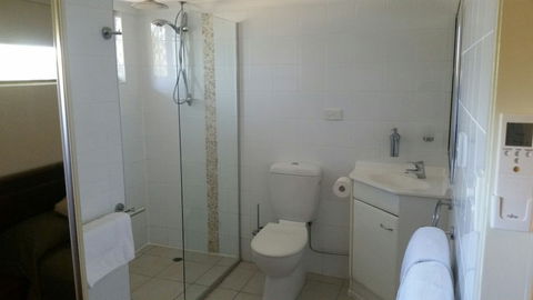 Lamor Apartments - Cruises Travel 6