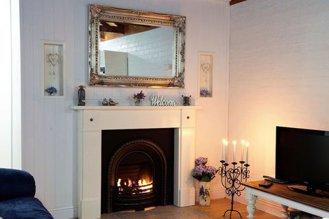 Homewood Cottages - Travel Agents 7