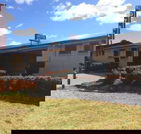 James Street Motor Inn - Travel Agents