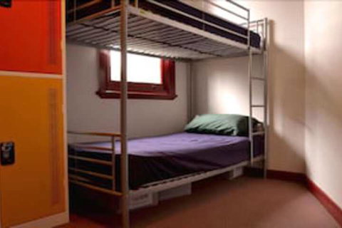 Mad Monkey Backpackers Bayswater - Tourism Guide 7