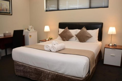 Ellard Bed & Breakfast - Tourism Guide 5