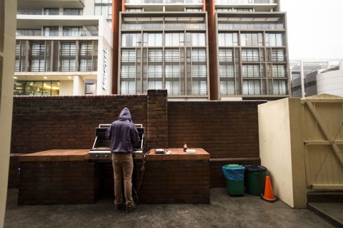 Newcastle Beach YHA - Travel Agents 3