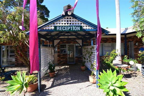 Narooma Motel - Cruises Travel 6